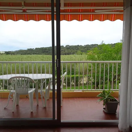 Apartment T3 150 M De La Plage, Climatisation, Piscine Et Parking Privatif -